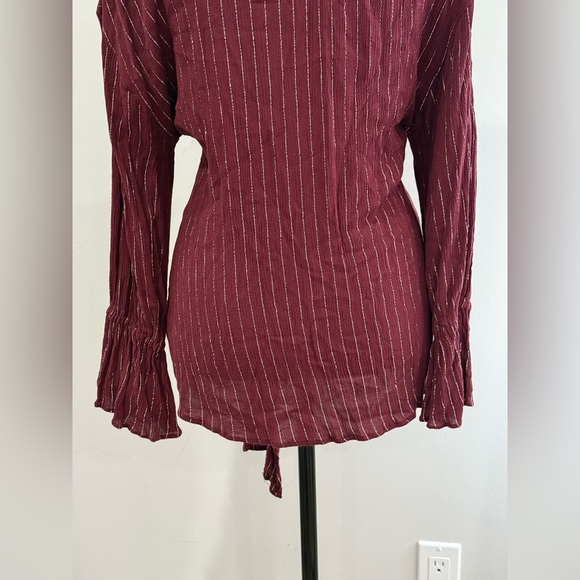 Juicy Couture S Burgundy Metallic Silver Striped Tie-Front w Flare Sleeves 778 - Picture 6 of 8